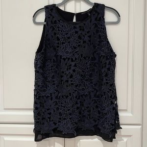 White House Black Market Navy Top Floral Size 10 NWT
